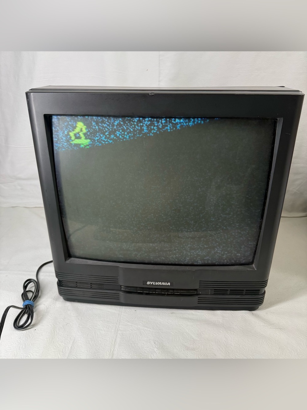Sylvania Model # SRC2021 401 20” Color CRT Retro Gaming TV A/V Inputs TESTED